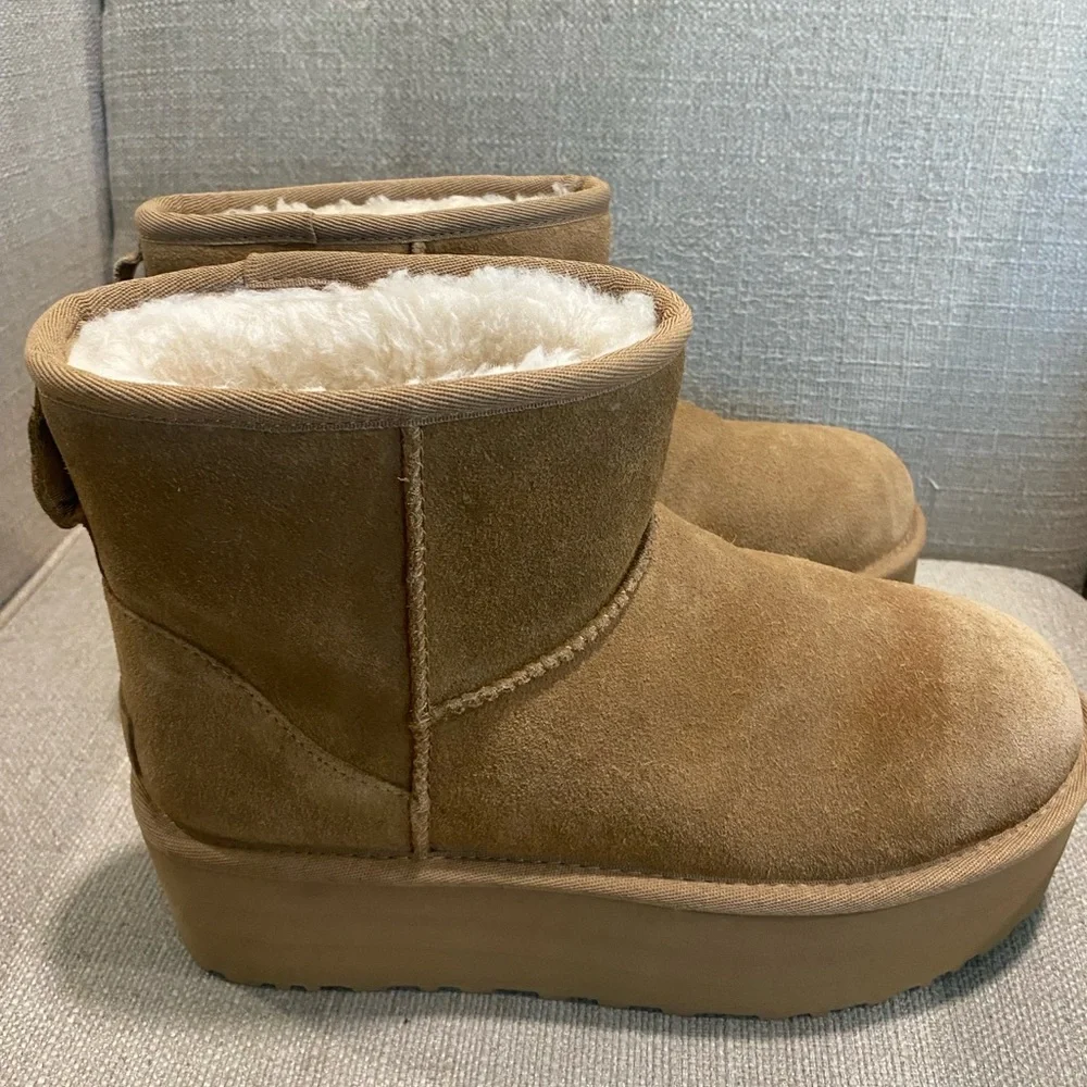 UGG Classic Mini Platform Chestnut Brown Boot Size 9 - Picture 7 of 12